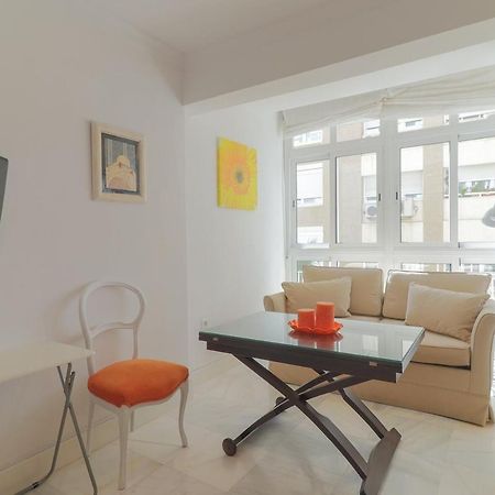 C1 - Seaside Malagueta Central Apartment Malaga Bagian luar foto