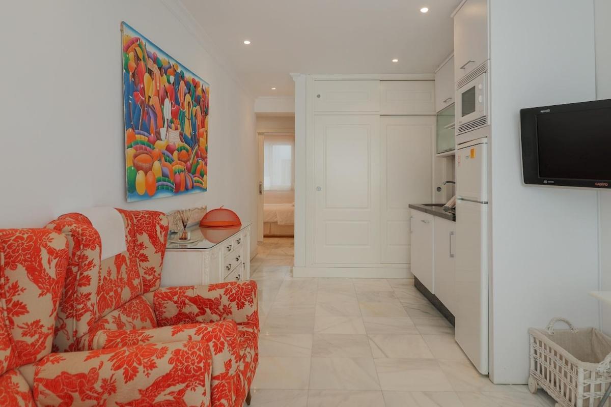 C1 - Seaside Malagueta Central Apartment Malaga Bagian luar foto